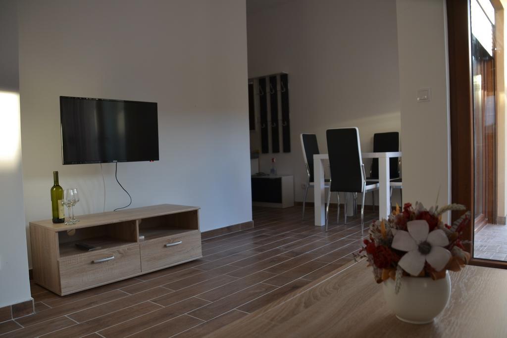 Apartments Porat Tivat Buitenkant foto