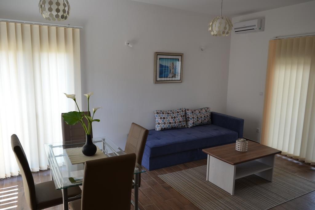 Apartments Porat Tivat Buitenkant foto